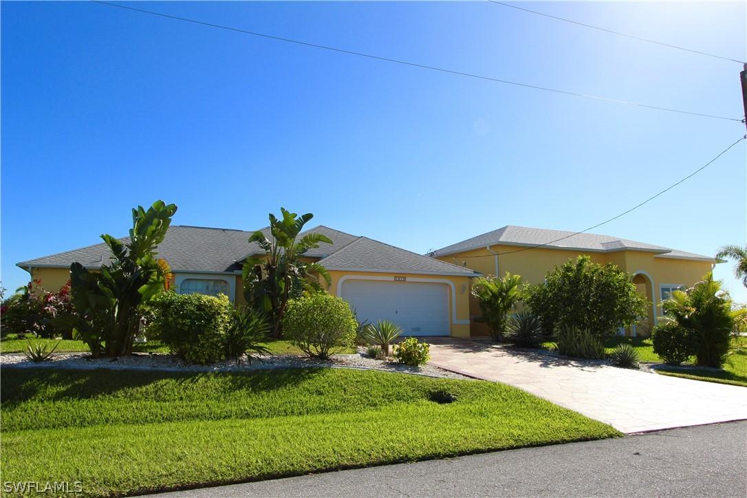 1813 NE 18th Pl., Cape Coral, FL 33909