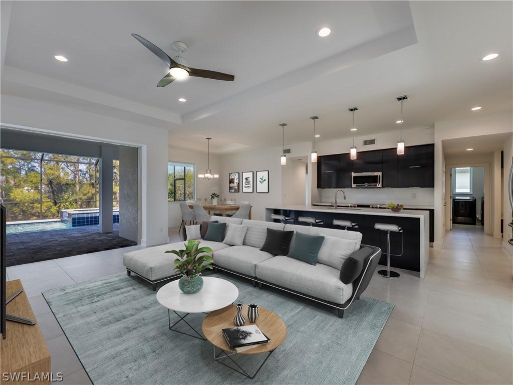 1605 SW 28th Ter., Cape Coral, FL 33914