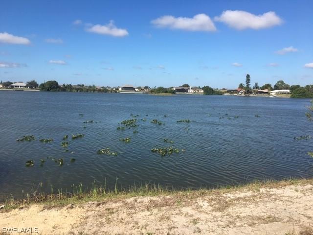 1142 NW 2nd Pl., Cape Coral, FL 33993