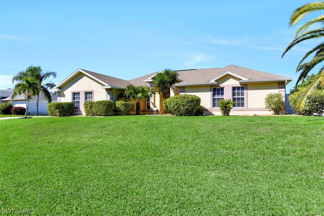 2011 SW 28th Ln., Cape Coral, FL 33914