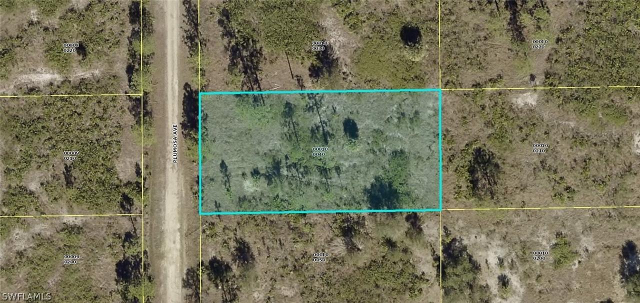 816 Plumosa Ave., Lehigh Acres, FL 33972