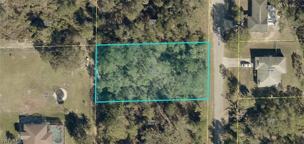 1419 Michael Ave., Lehigh Acres, FL 33972