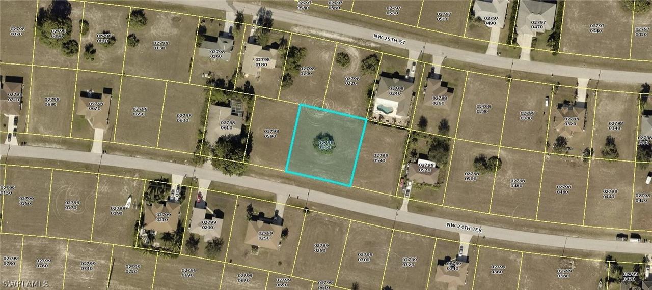 113 NW 24th Ter., Cape Coral, FL 33993