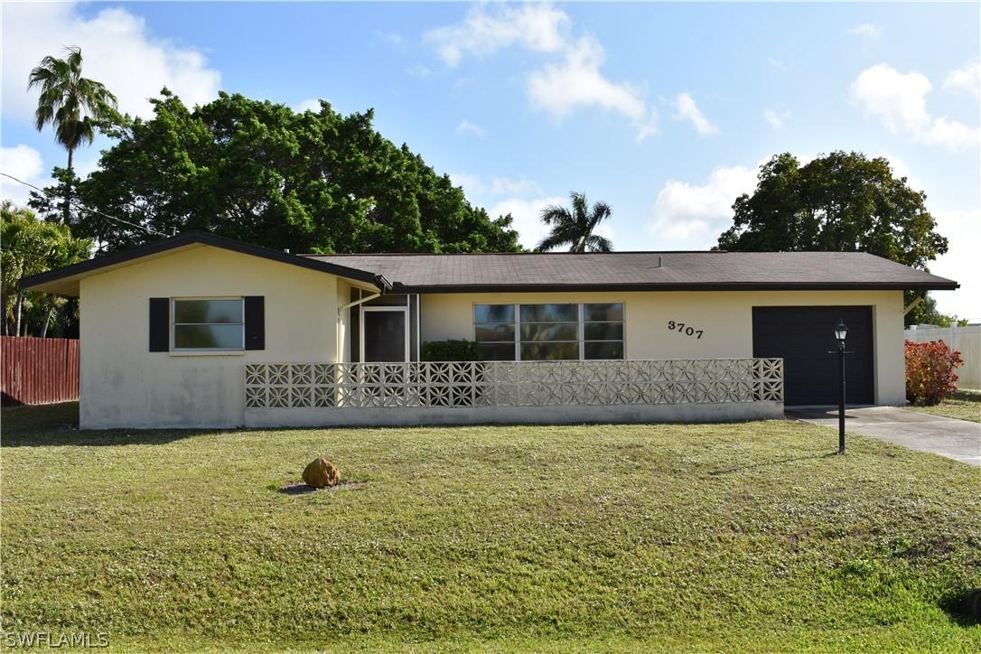 3707 SE 8th Ave., Cape Coral, FL 33904