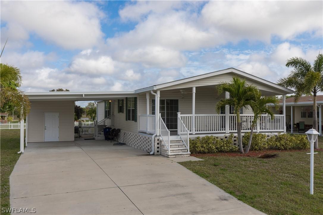 9789 Creekwood Ln., Fort Myers, FL 33905