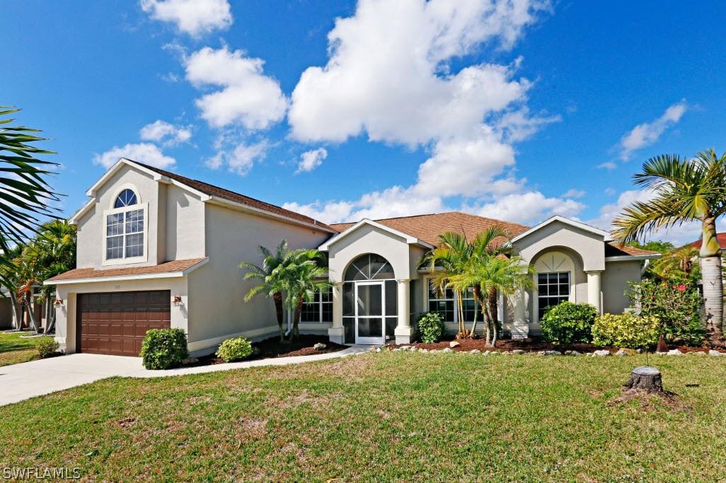 302 SE 8th Pl., Cape Coral, FL 33990