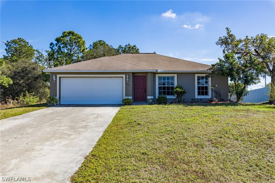 4705 Nora Ave., Lehigh Acres, FL 33976