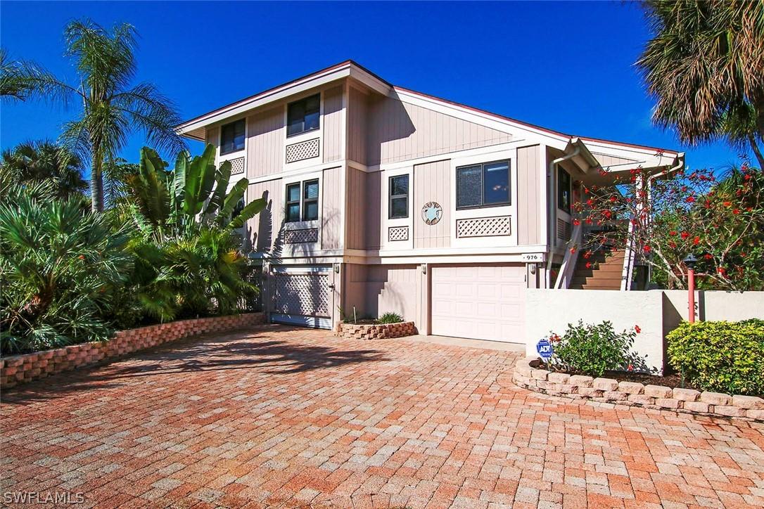 976 Greenwood Ct., Sanibel, FL 33957