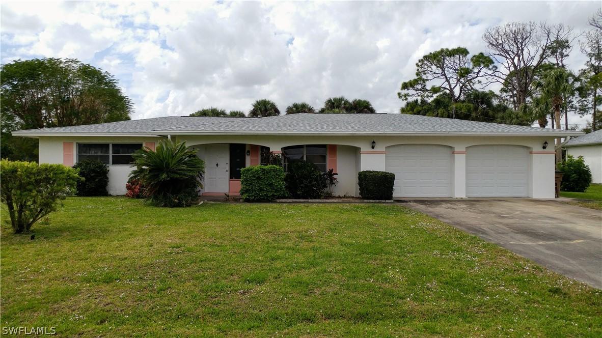 217 Highland Ave., Lehigh Acres, FL 33936