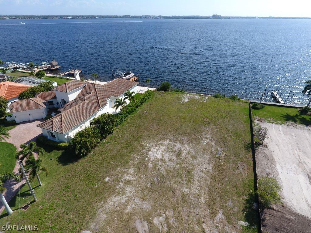 1656 Edith Esplanade, Cape Coral, FL 33904