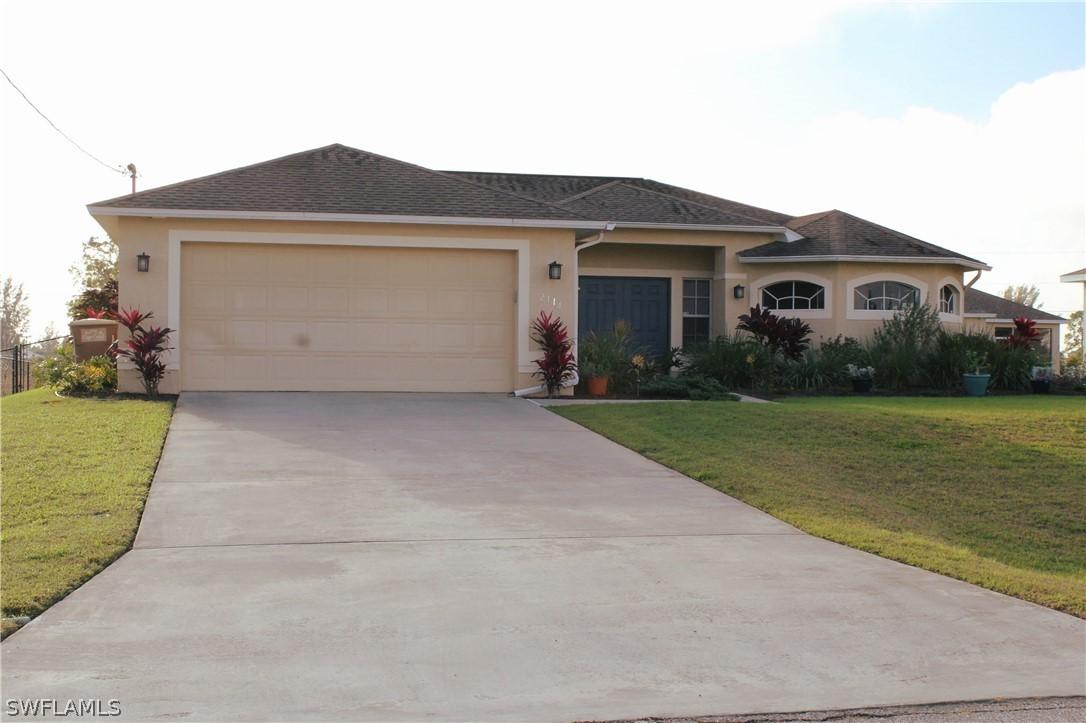 2114 NW 14th Ln., Cape Coral, FL 33993