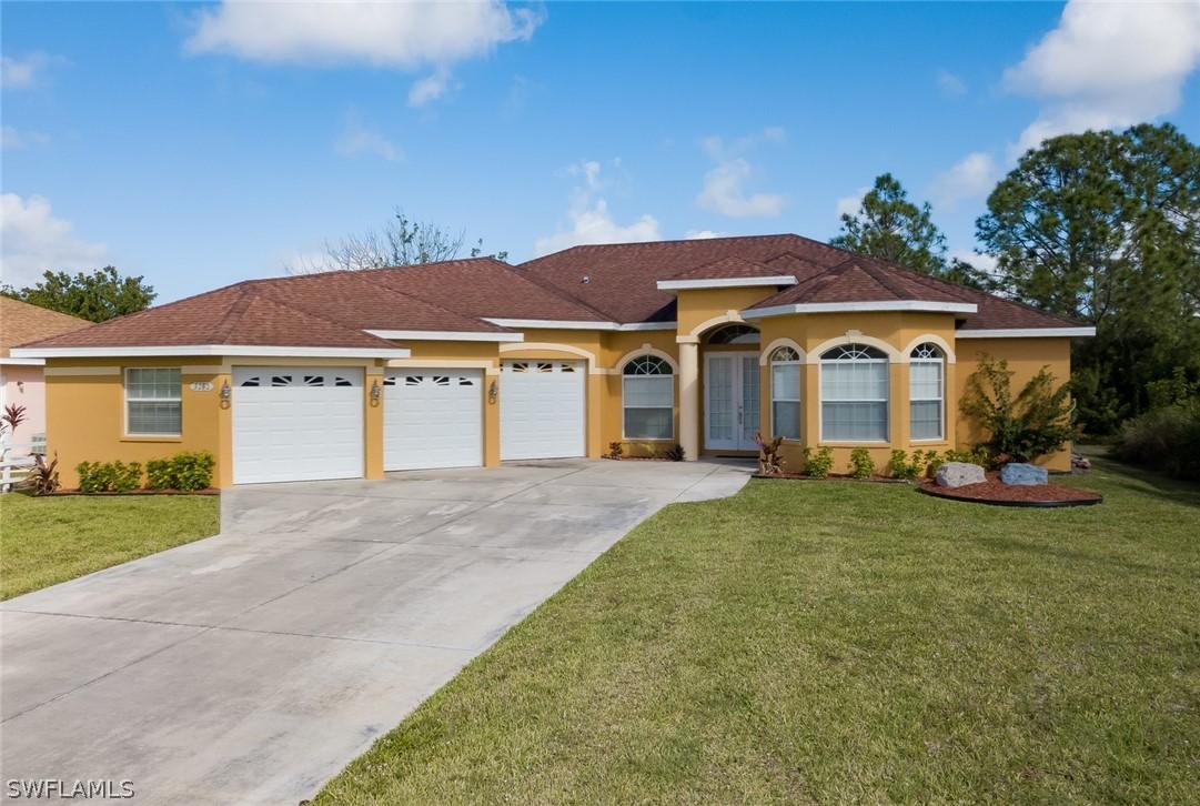 3202 12th St., Lehigh Acres, FL 33971