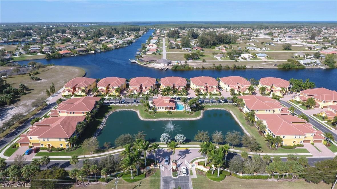 178 Shadroe Cove Cir. #902, Cape Coral, FL 33991
