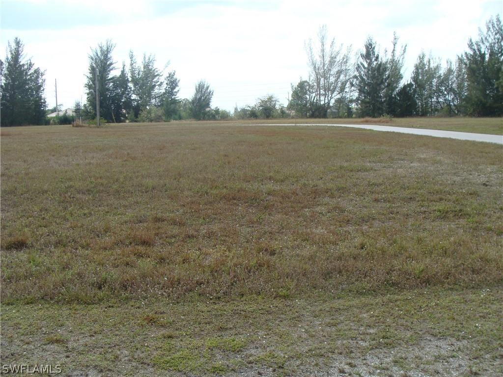 1926 NW 22nd Pl., Cape Coral, FL 33993