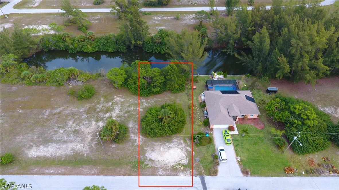 2325 NW 33rd Pl., Cape Coral, FL 33993