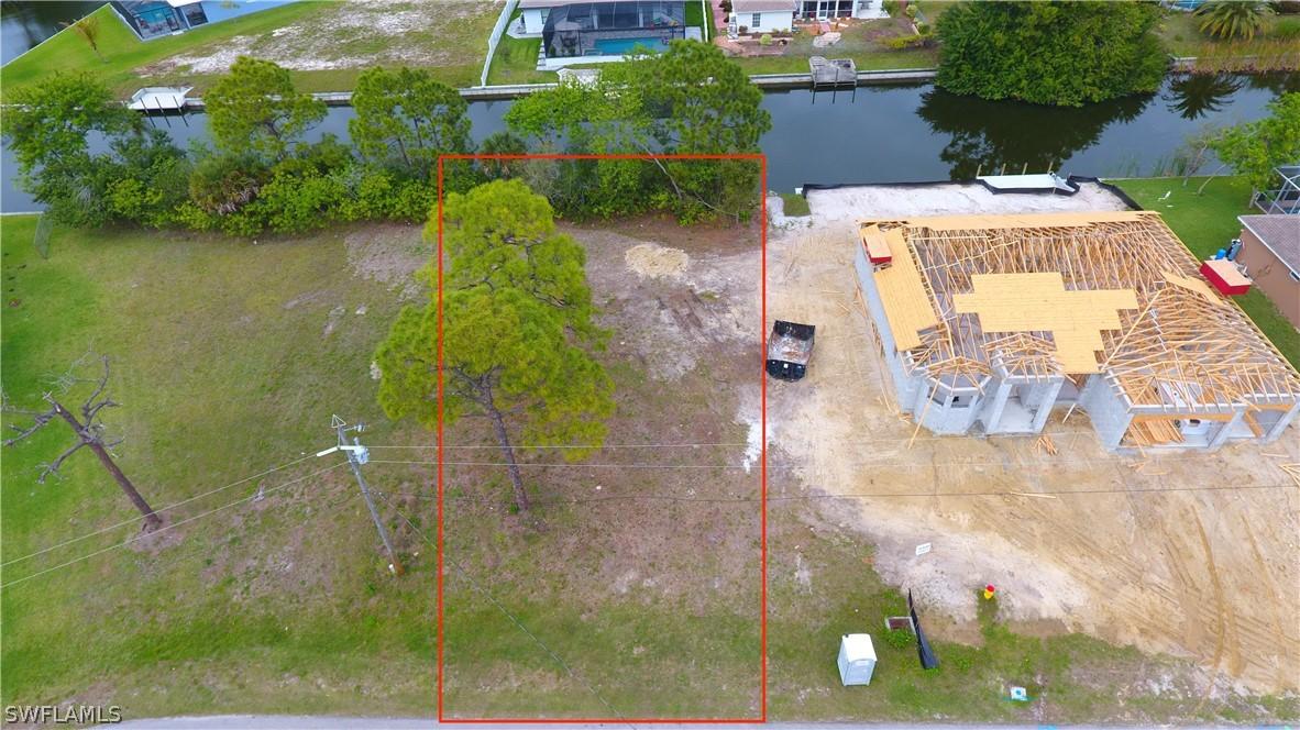 2323 SW 19th Ter., Cape Coral, FL 33991