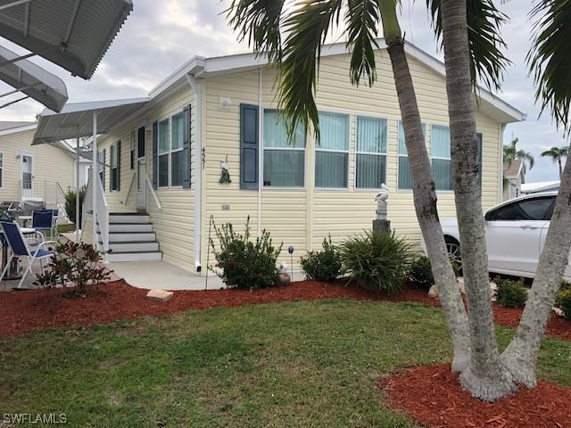 4551 Mayflower Way, Estero, FL 33928