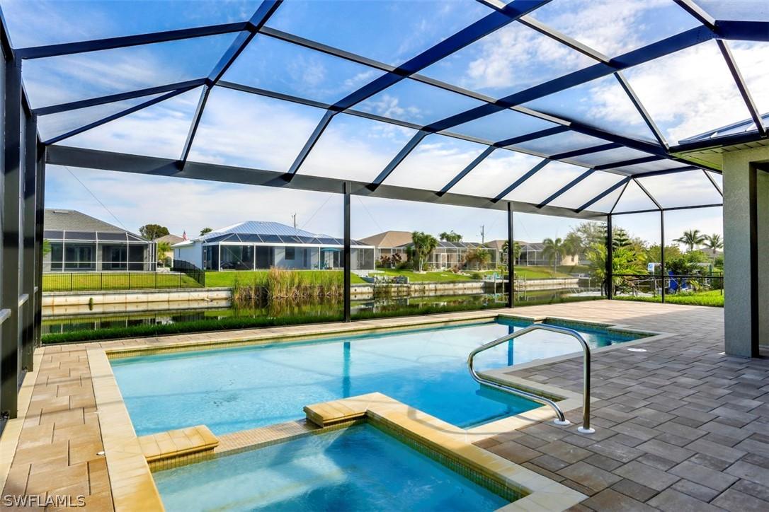 2127 SW 28th Ter., Cape Coral, FL 33914