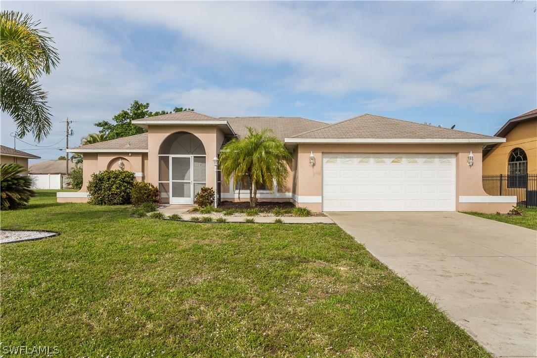 2024 SE 8th Pl., Cape Coral, FL 33990