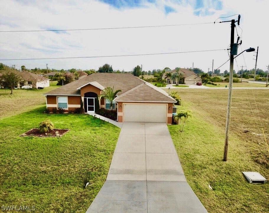 2406 NW 15th Ter., Cape Coral, FL 33993