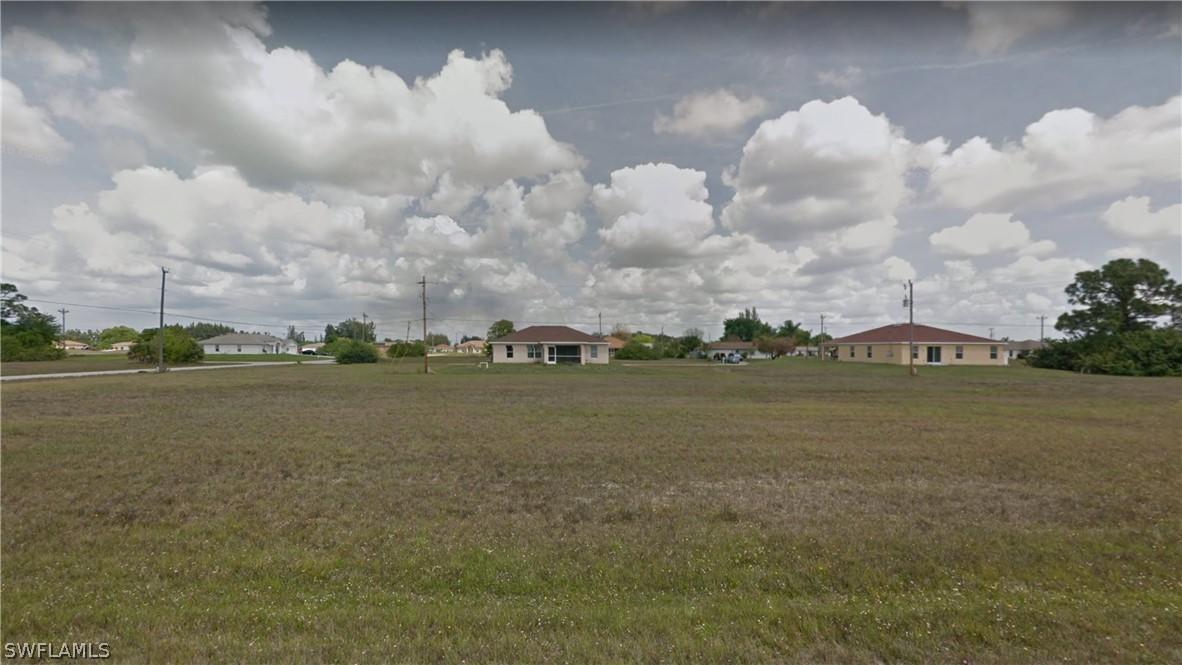 707 NW 1st Ter., Cape Coral, FL 33993