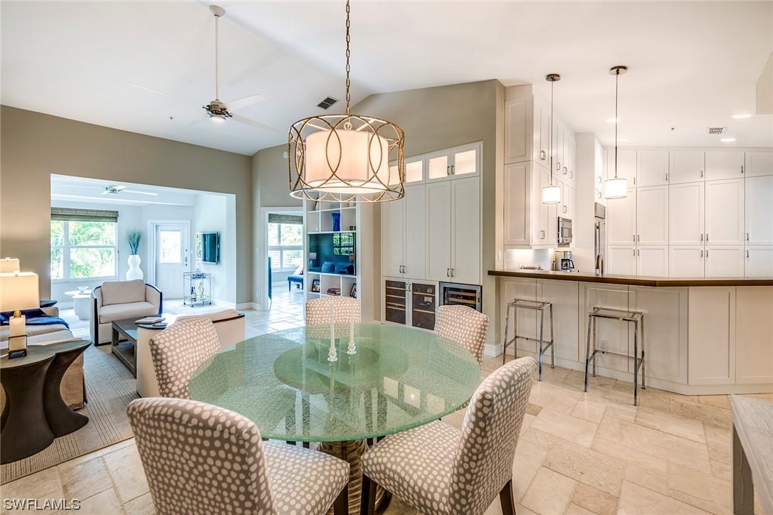 541 11th Ave. #203, Naples, FL 34102