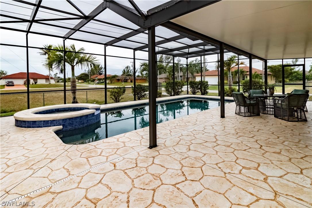 1914 SW 38th Ter., Cape Coral, FL 33914
