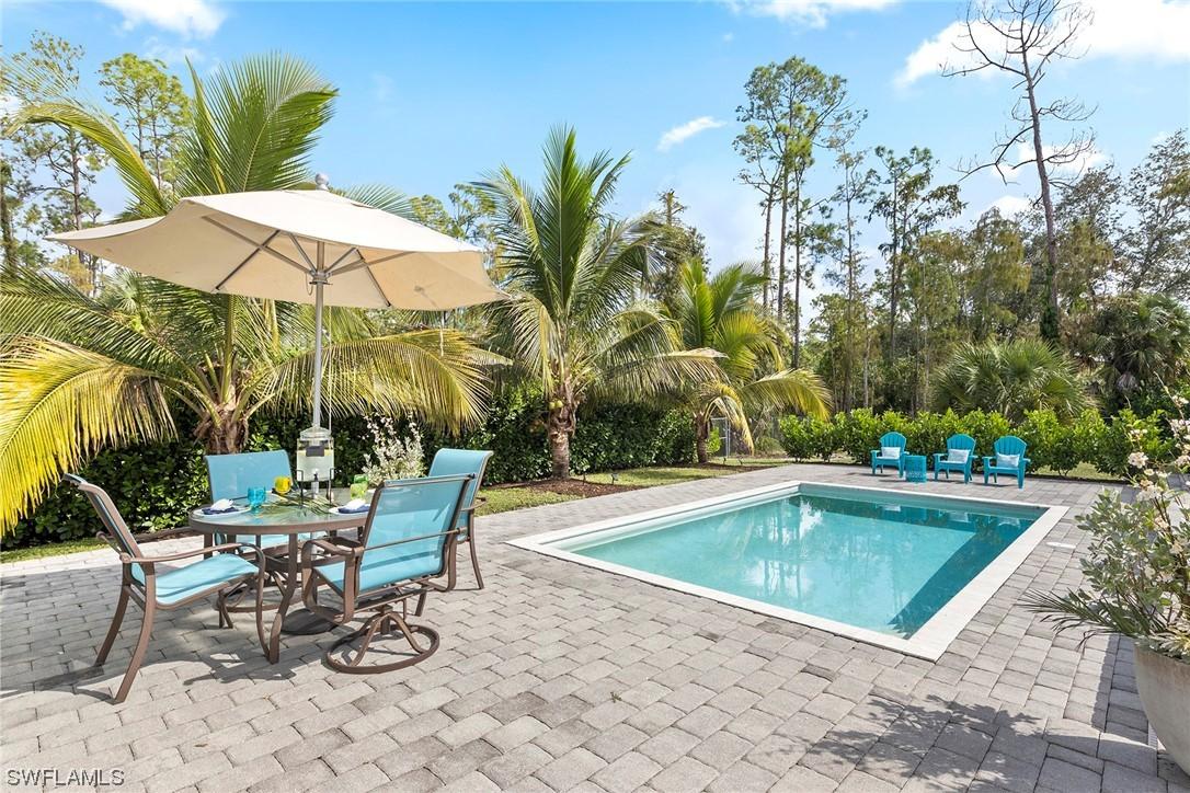 4641 7th Ave., Naples, FL 34119