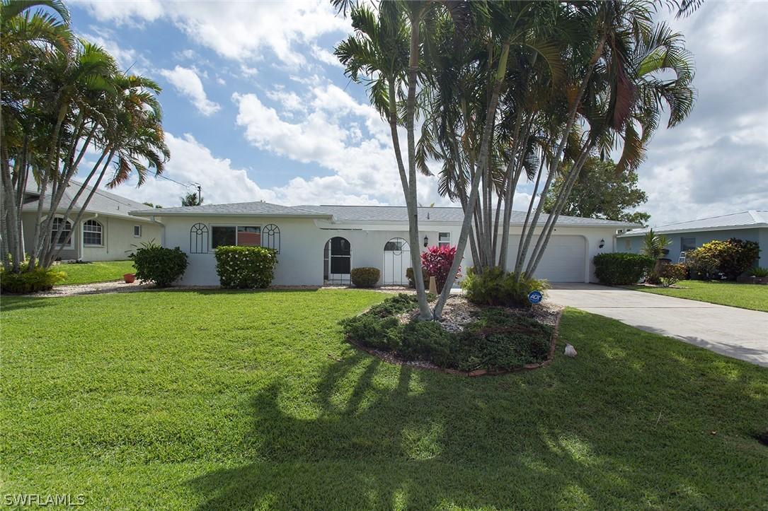 4827 SW 2nd Pl., Cape Coral, FL 33914