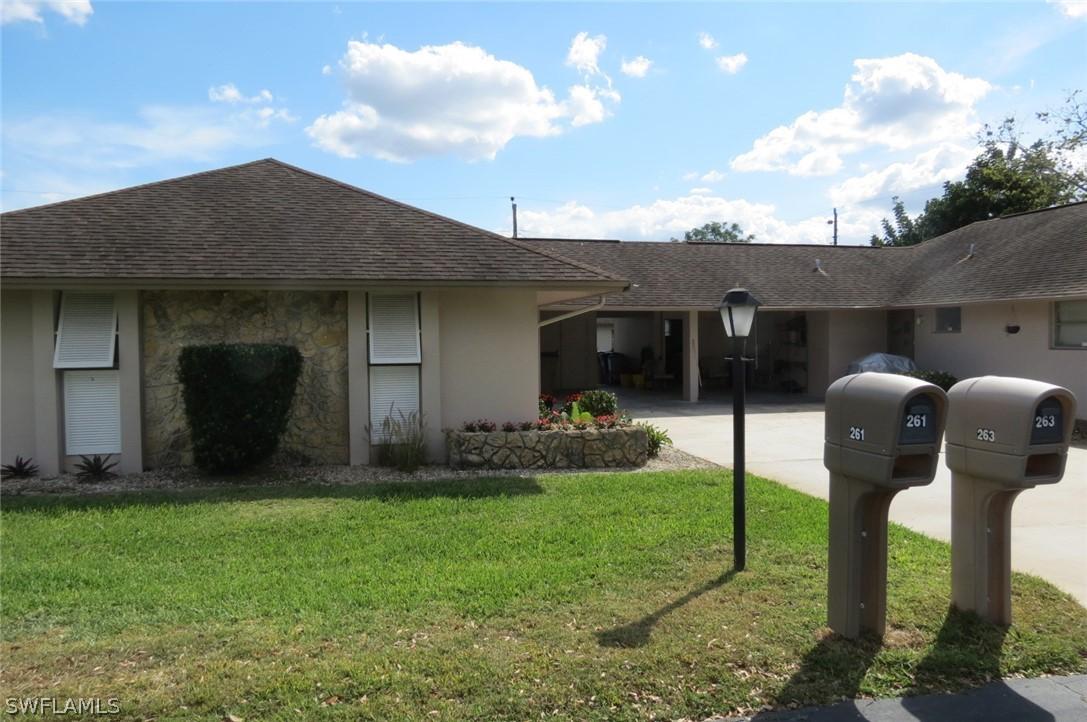 261 Briar Ct., Lehigh Acres, FL 33936