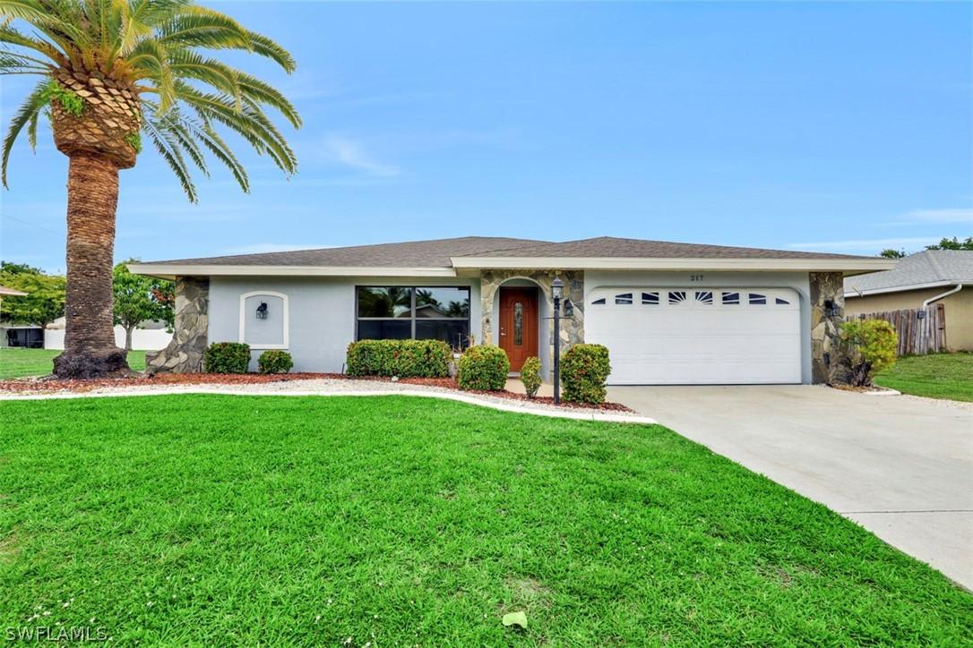 217 SW 31st Ter., Cape Coral, FL 33914