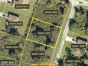 156 Everson Ave., Lehigh Acres, FL 33974