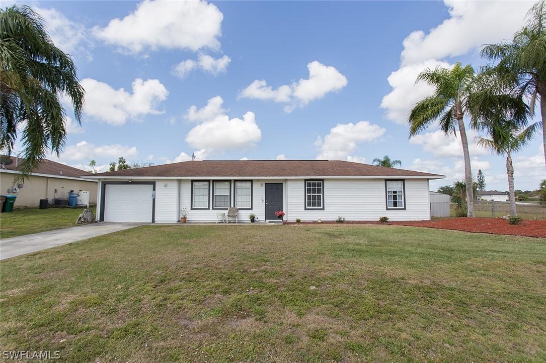 2200 NE 14th Pl., Cape Coral, FL 33909
