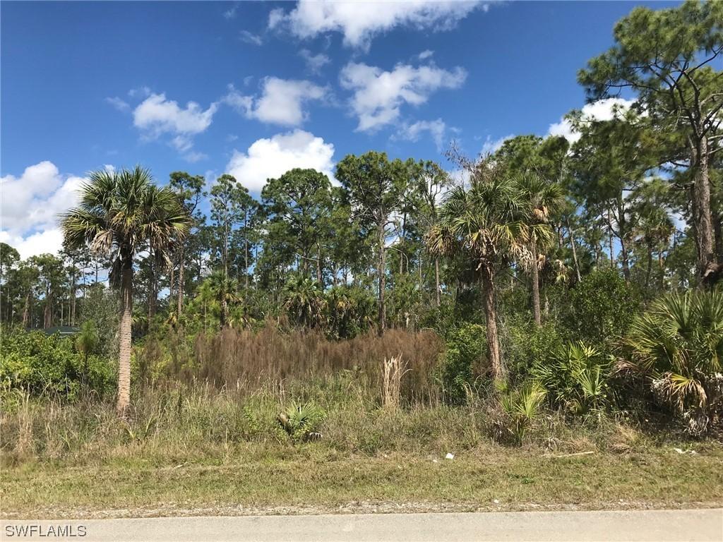 16th Ave., Naples, FL 34120
