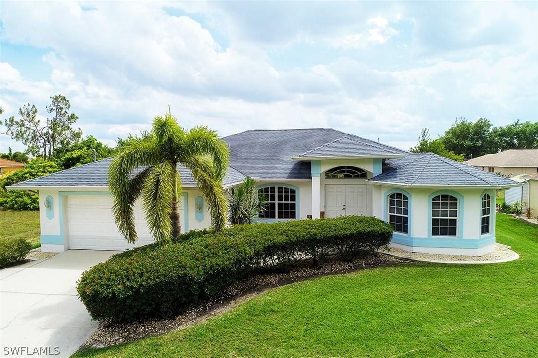 120 Jacaranda Pkwy., Cape Coral, FL 33909