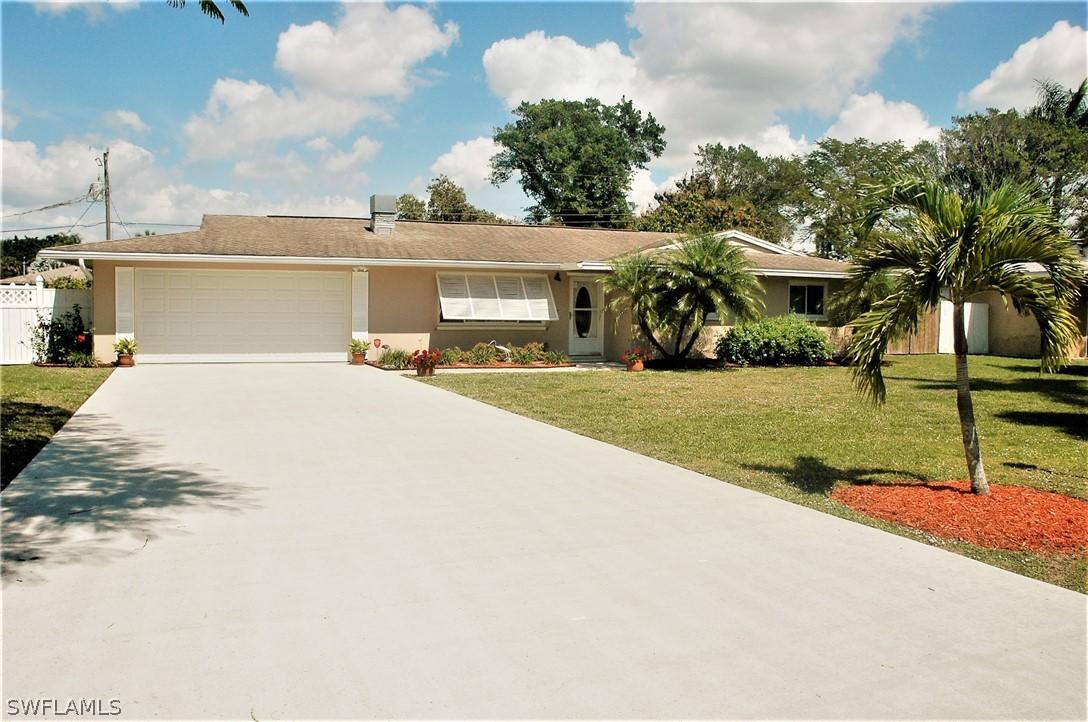 577 Val Mar Dr., Fort Myers, FL 33919