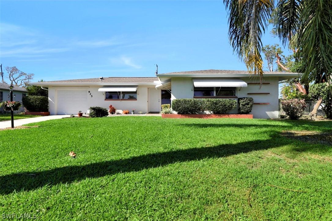 925 SE 44th St., Cape Coral, FL 33904