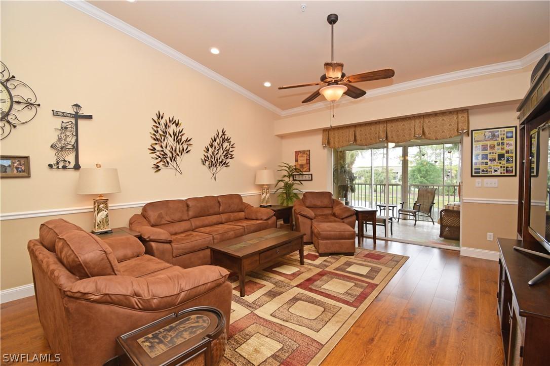 8075 Queen Palm Ln. #526, Fort Myers, FL 33966