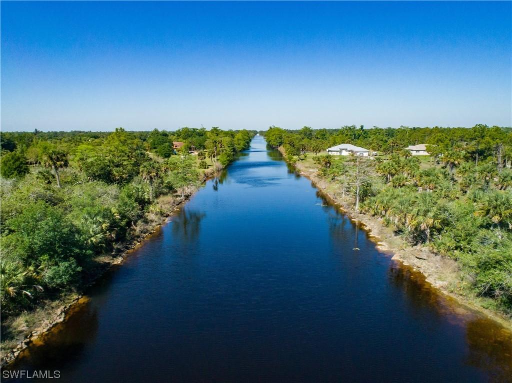 000 16th St., Naples, FL 34120