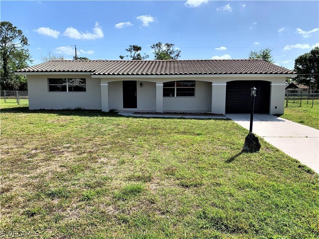 117 Dania Cir., Lehigh Acres, FL 33936