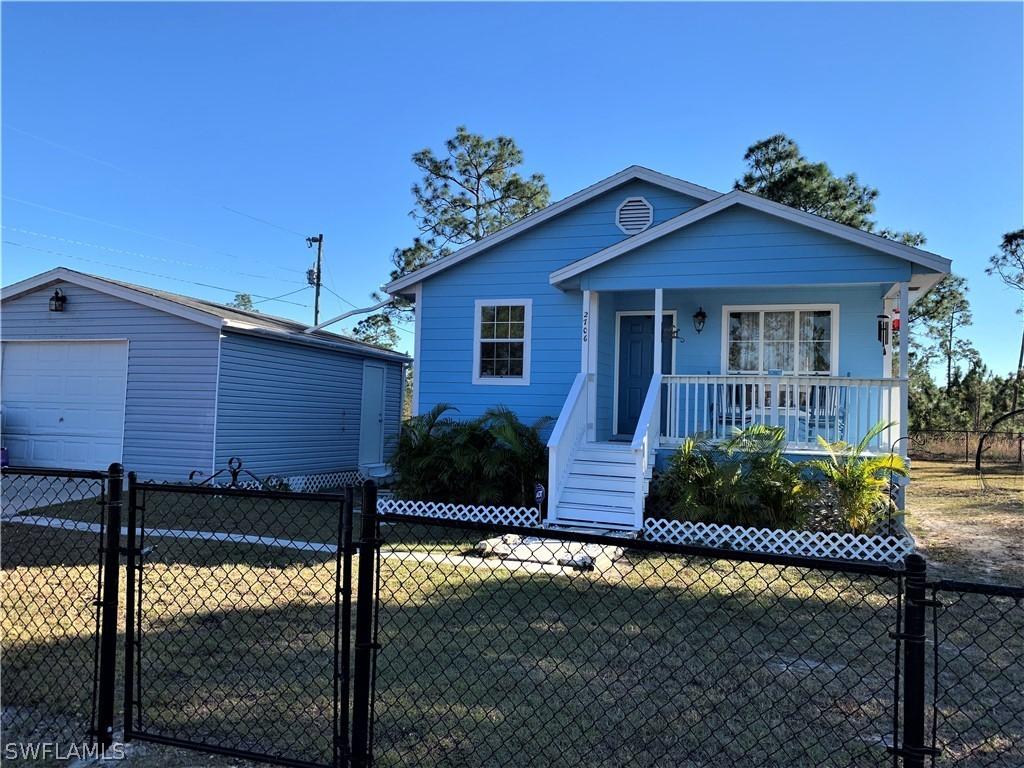 2706 E 11th St., Lehigh Acres, FL 33936