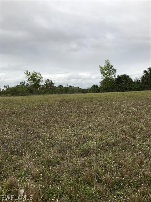 809 NE 11th Ter., Cape Coral, FL 33909