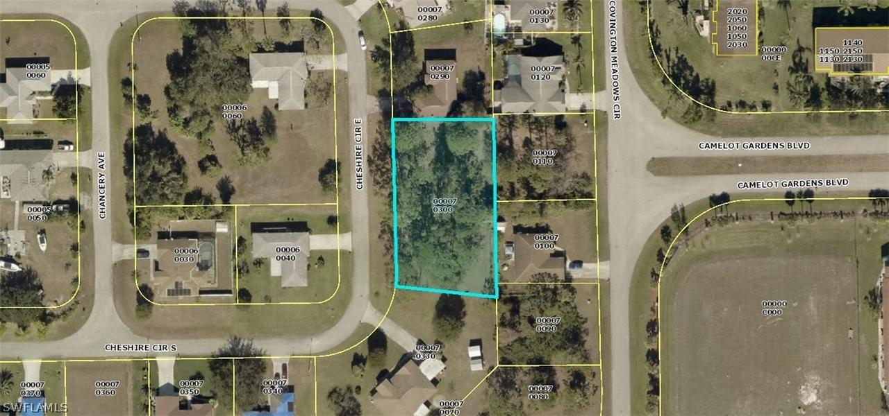 1618 Cheshire Cir., Lehigh Acres, FL 33936