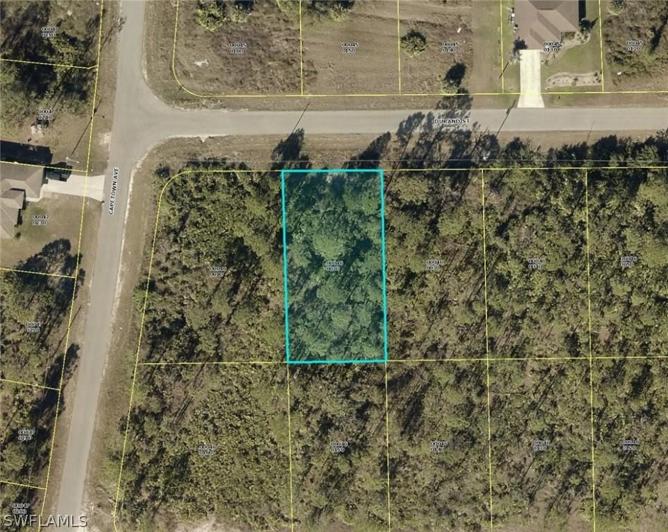 1020 Durand St., Lehigh Acres, FL 33974