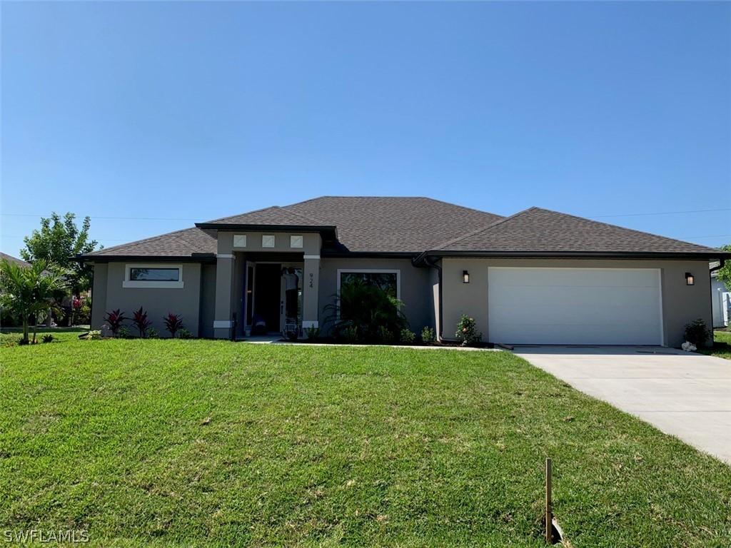 924 SW 28th Ter., Cape Coral, FL 33914