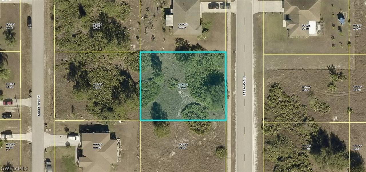 911 Sara Ave., Lehigh Acres, FL 33971