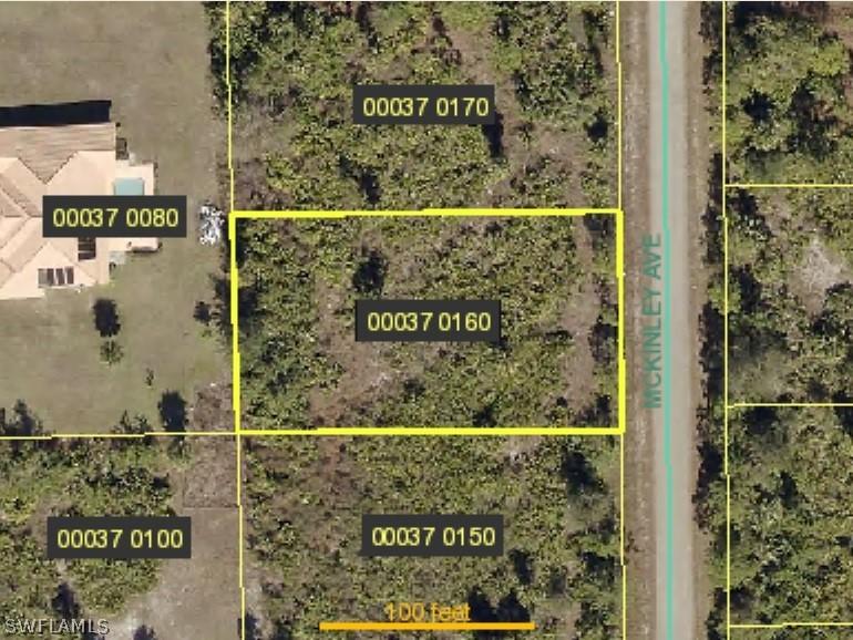 707 Mckinley Ave., Lehigh Acres, FL 33972