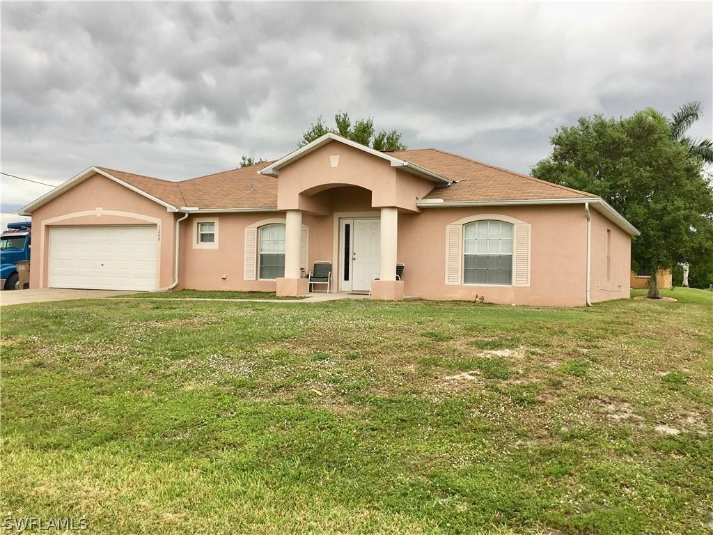 1209 NW 14th Pl., Cape Coral, FL 33993