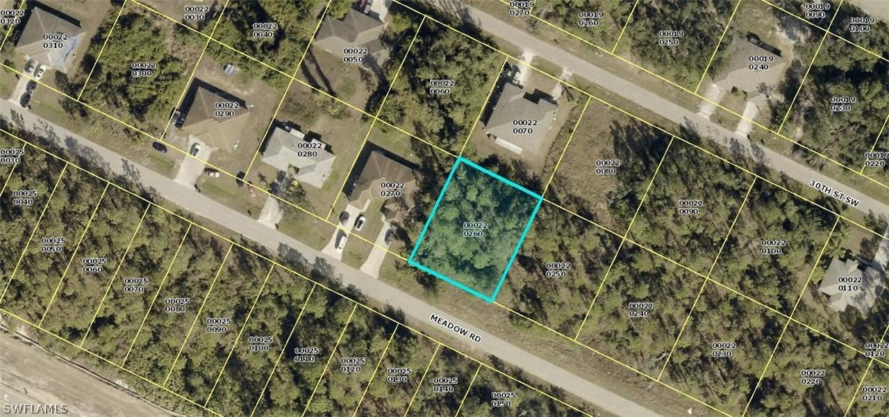 825 Meadow Rd., Lehigh Acres, FL 33973