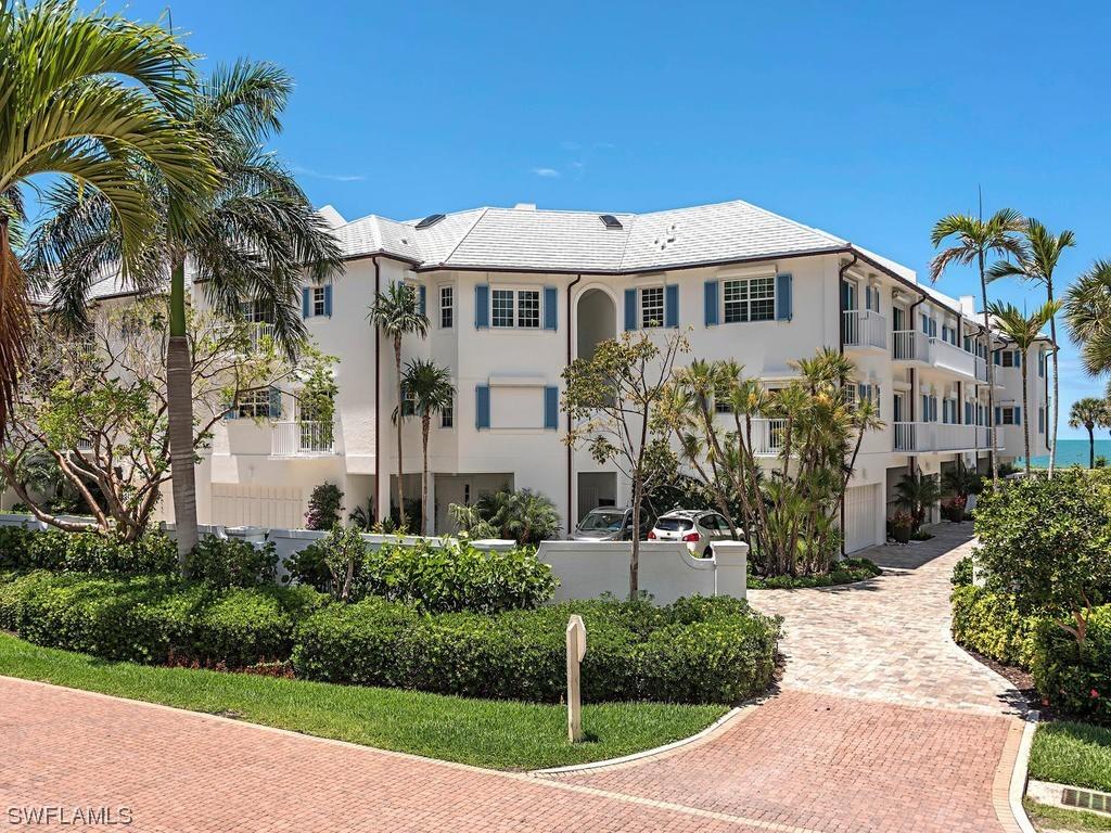 80 Seagate Dr. #7, Naples, FL 34103